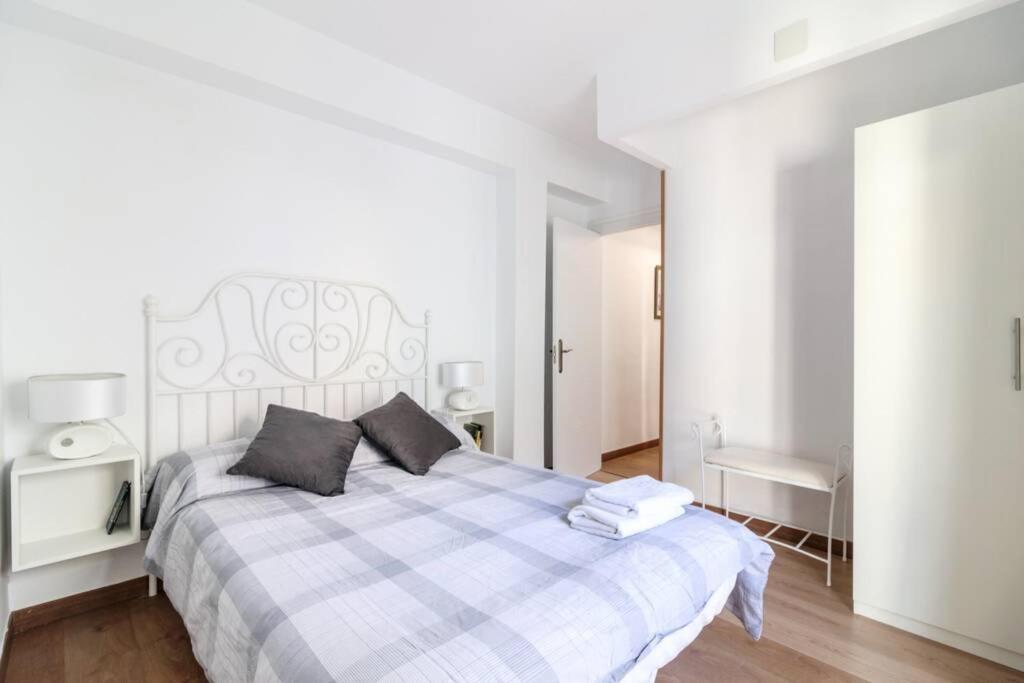 Lovely Apartment In The Centre Wifi Granada Exteriör bild